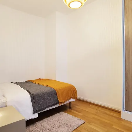 Calm 60m2 Near Notre-dame And Seine 2bdrs N4-4b Apartment *