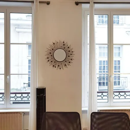 Calm 60m2 Near Notre-dame And Seine 2bdrs N4-4b Apartment Paris