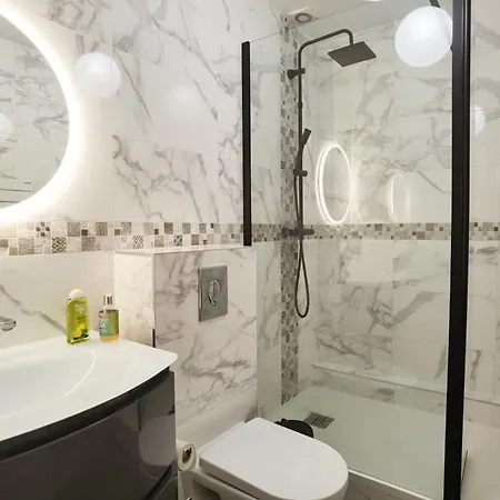 Calm 60m2 Near Notre-dame And Seine 2bdrs N4-4b Apartment Paris