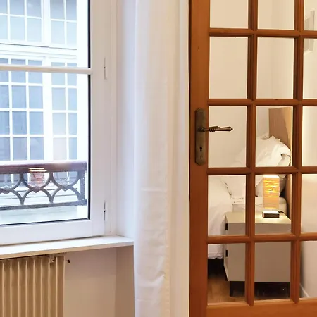 Apartment Calm 60m2 Near Notre-dame And Seine 2bdrs N4-4b